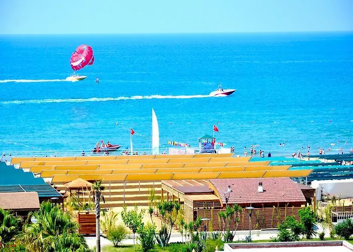 Курортний комплекс Port