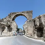 Port منتجع